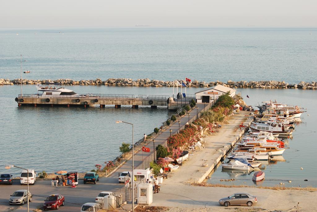 Pelikan Hotel Büyükçekmece Exterior photo